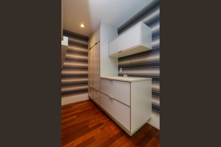 Apartamento à venda com 340m², 4 quartos e 4 vagasCopa