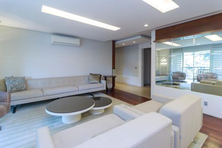 Apartamento à venda com 340m², 4 quartos e 4 vagasSala