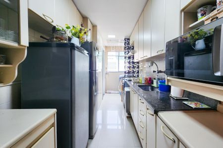 Apartamento à venda com 130m², 3 quartos e 2 vagasCozinha 