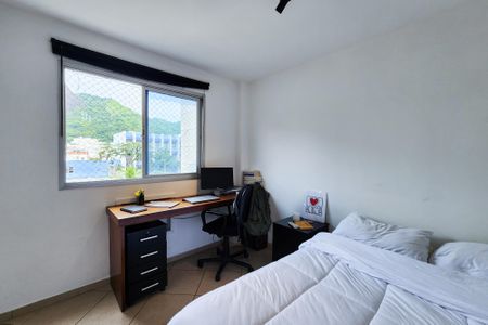 Apartamento à venda com 130m², 3 quartos e 2 vagasQuarto 2