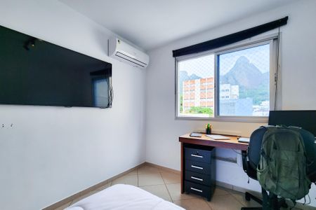 Apartamento à venda com 130m², 3 quartos e 2 vagasQuarto 2