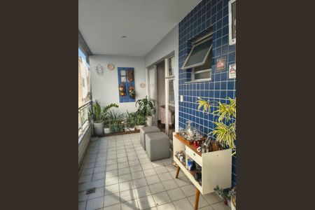 Apartamento à venda com 130m², 3 quartos e 1 vaga