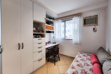 Apartamento à venda com 130m², 3 quartos e 2 vagasQuarto 1