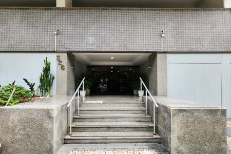 Apartamento à venda com 130m², 3 quartos e 2 vagasÁrea Comum 