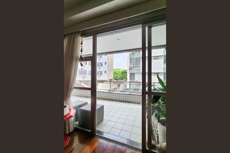 Apartamento à venda com 130m², 3 quartos e 2 vagasVaranda 