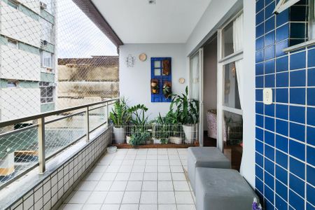 Apartamento à venda com 130m², 3 quartos e 2 vagasVaranda 