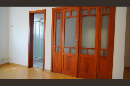 Studio de kitnet/studio para alugar com 1 quarto, 30m² em Azenha, Porto Alegre