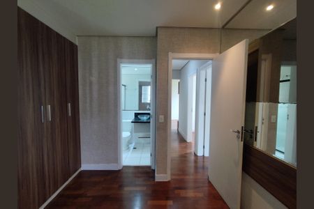 Apartamento para alugar com 131m², 3 quartos e 1 vagaSuíte