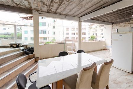 Casa para alugar com 80m², 2 quartos e sem vagaÁrea comum