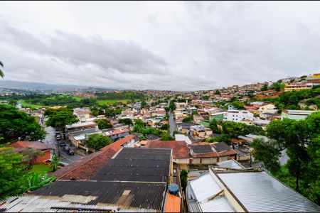 Vista de casa para alugar com 2 quartos, 80m² em Gameleira, Belo Horizonte