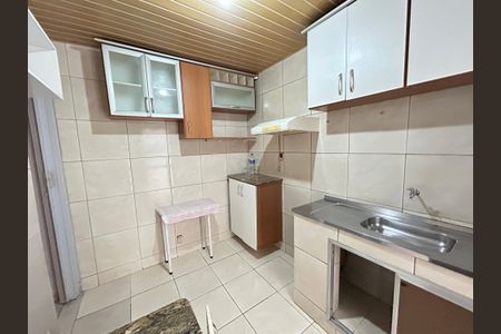 Casa à venda com 50m², 2 quartos e 2 vagasCozinha