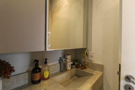 Apartamento à venda com 40m², 2 quartos e sem vagaBanheiro