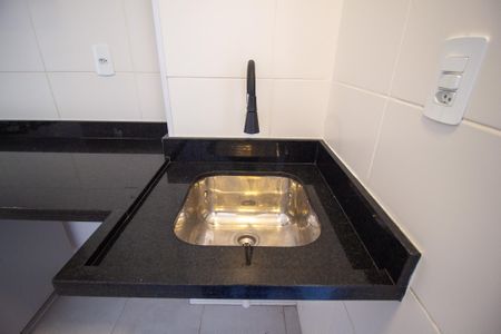 Área de Serviço de apartamento para alugar com 2 quartos, 61m² em Jardim Saira, Sorocaba