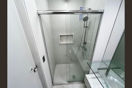 Apartamento à venda com 70m², 1 quarto e 1 vaga Apartamento à venda com 70m², 1 quarto e 1 vagaBanheiro