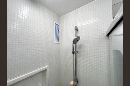 Apartamento à venda com 70m², 1 quarto e 1 vaga Apartamento à venda com 70m², 1 quarto e 1 vagaBanheiro