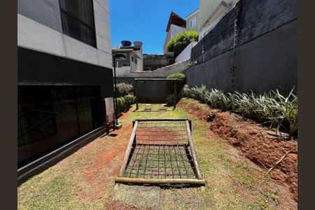 Apartamento à venda com 70m², 1 quarto e 1 vaga Apartamento à venda com 70m², 1 quarto e 1 vagaÁrea comum - Playground