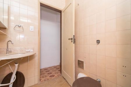 Casa à venda com 160m², 3 quartos e 2 vagasBanheiro Social