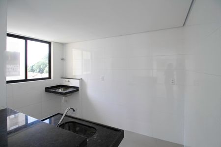 Apartamento à venda com 53m², 2 quartos e 1 vagaCozinha e Área de Serviço