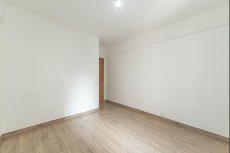Apartamento à venda com 77m², 2 quartos e 1 vagaQuarto 2