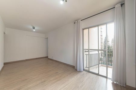 Apartamento à venda com 77m², 2 quartos e 1 vagaSala