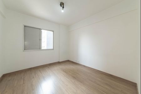 Apartamento à venda com 77m², 2 quartos e 1 vagaQuarto 2