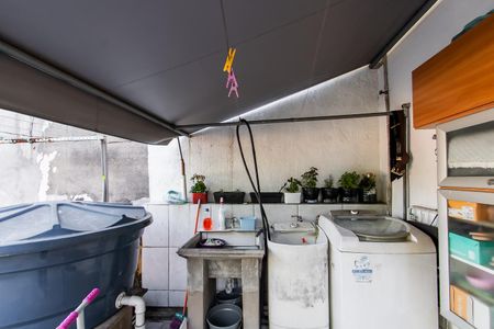 Casa à venda com 160m², 4 quartos e 1 vagaÁrea de Serviço