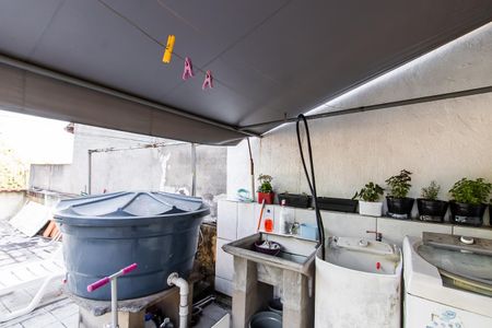 Casa à venda com 160m², 4 quartos e 1 vagaÁrea de Serviço