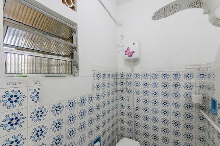 Casa à venda com 160m², 4 quartos e 1 vagaBanheiro