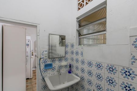 Casa à venda com 160m², 4 quartos e 1 vagaBanheiro