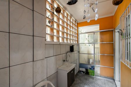 Casa à venda com 160m², 4 quartos e 1 vagaÁrea de Serviço
