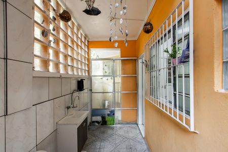 Casa à venda com 160m², 4 quartos e 1 vagaÁrea de Serviço