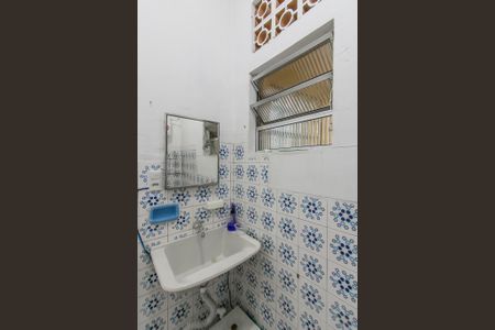 Casa à venda com 160m², 4 quartos e 1 vagaBanheiro