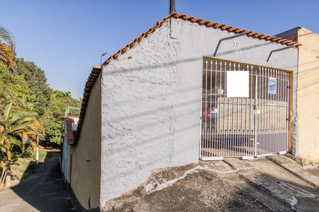 Casa à venda com 160m², 4 quartos e 1 vagaFachada