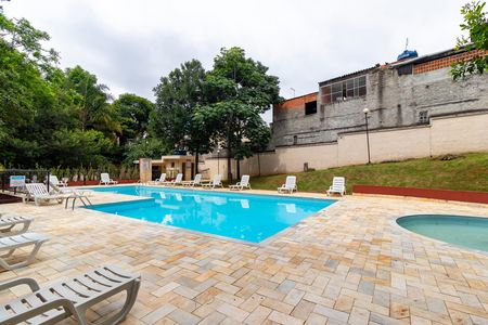 Apartamento para alugar com 50m², 2 quartos e 1 vaga Apartamento para alugar com 50m², 2 quartos e 1 vagaÁrea comum - Piscina