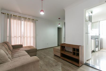 Sala  de apartamento para alugar com 2 quartos, 50m² em Vila Carmosina, São Paulo