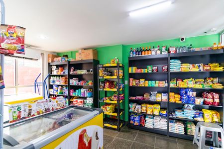 Apartamento para alugar com 50m², 2 quartos e 1 vaga Apartamento para alugar com 50m², 2 quartos e 1 vagaÁrea comum - Mercadinho