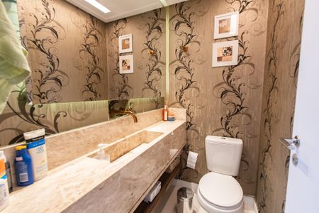 Apartamento à venda com 127m², 3 quartos e 2 vagas Apartamento à venda com 127m², 3 quartos e 2 vagasLavabo