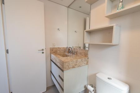 Apartamento à venda com 127m², 3 quartos e 2 vagas Apartamento à venda com 127m², 3 quartos e 2 vagasBanheiro da suíte 2