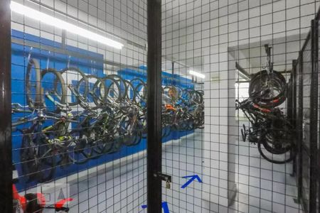 Apartamento à venda com 127m², 3 quartos e 2 vagas Apartamento à venda com 127m², 3 quartos e 2 vagasBicicletário