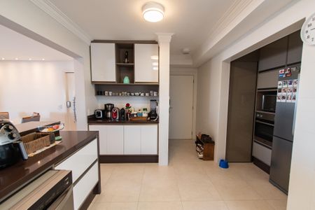 Apartamento à venda com 127m², 3 quartos e 2 vagas Apartamento à venda com 127m², 3 quartos e 2 vagasCozinha