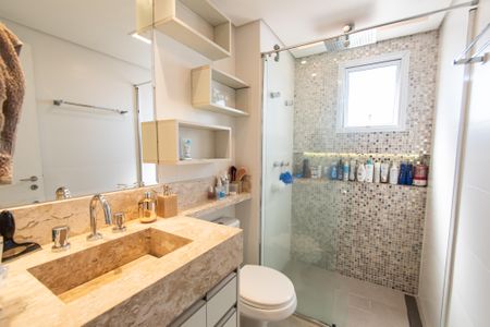 Apartamento à venda com 127m², 3 quartos e 2 vagas Apartamento à venda com 127m², 3 quartos e 2 vagasBanheiro da suíte 3