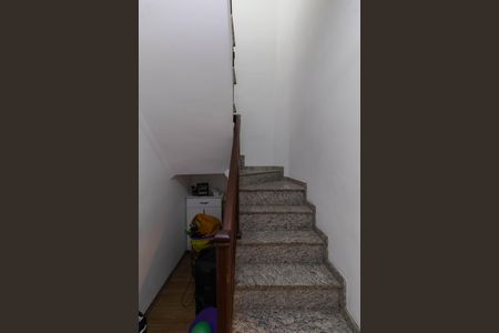 Casa à venda com 274m², 3 quartos e 4 vagasEscada