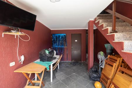 Casa à venda com 274m², 3 quartos e 4 vagasQuintal