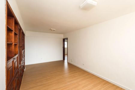 Apartamento para alugar com 70m², 2 quartos e 1 vagaSala