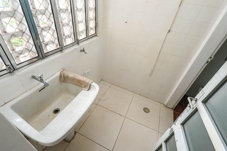 Apartamento para alugar com 70m², 2 quartos e 1 vagaÁrea de Serviço