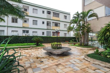 Apartamento para alugar com 70m², 2 quartos e 1 vagaÁrea verde