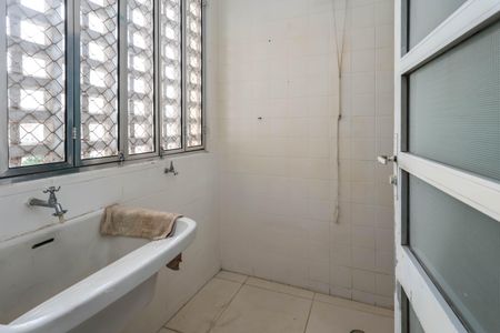 Apartamento para alugar com 70m², 2 quartos e 1 vagaÁrea de Serviço