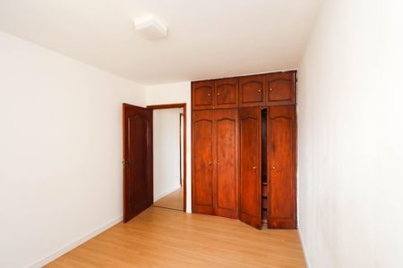 Apartamento para alugar com 70m², 2 quartos e 1 vagaQuarto 2