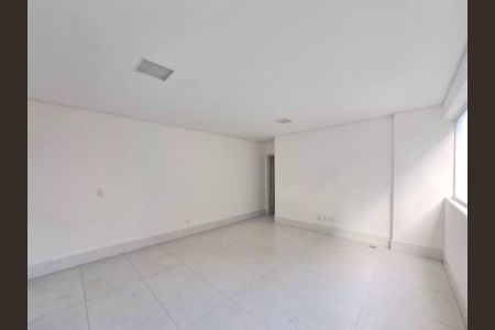 Apartamento para alugar com 2 quartos, 75m² em Funcionários, Belo Horizonte
