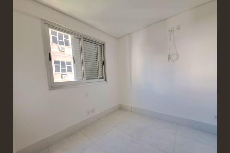 Apartamento à venda com 75m², 2 quartos e 2 vagasQuarto